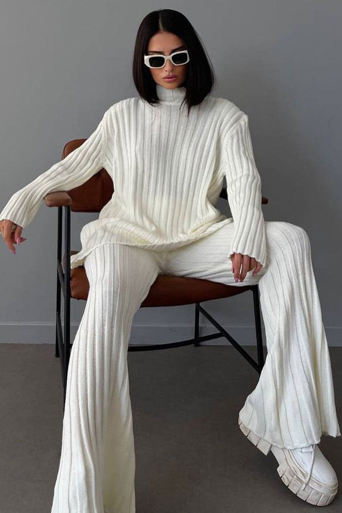 Turtleneck Ribbed Knitted Flare Pants Two-piece Set