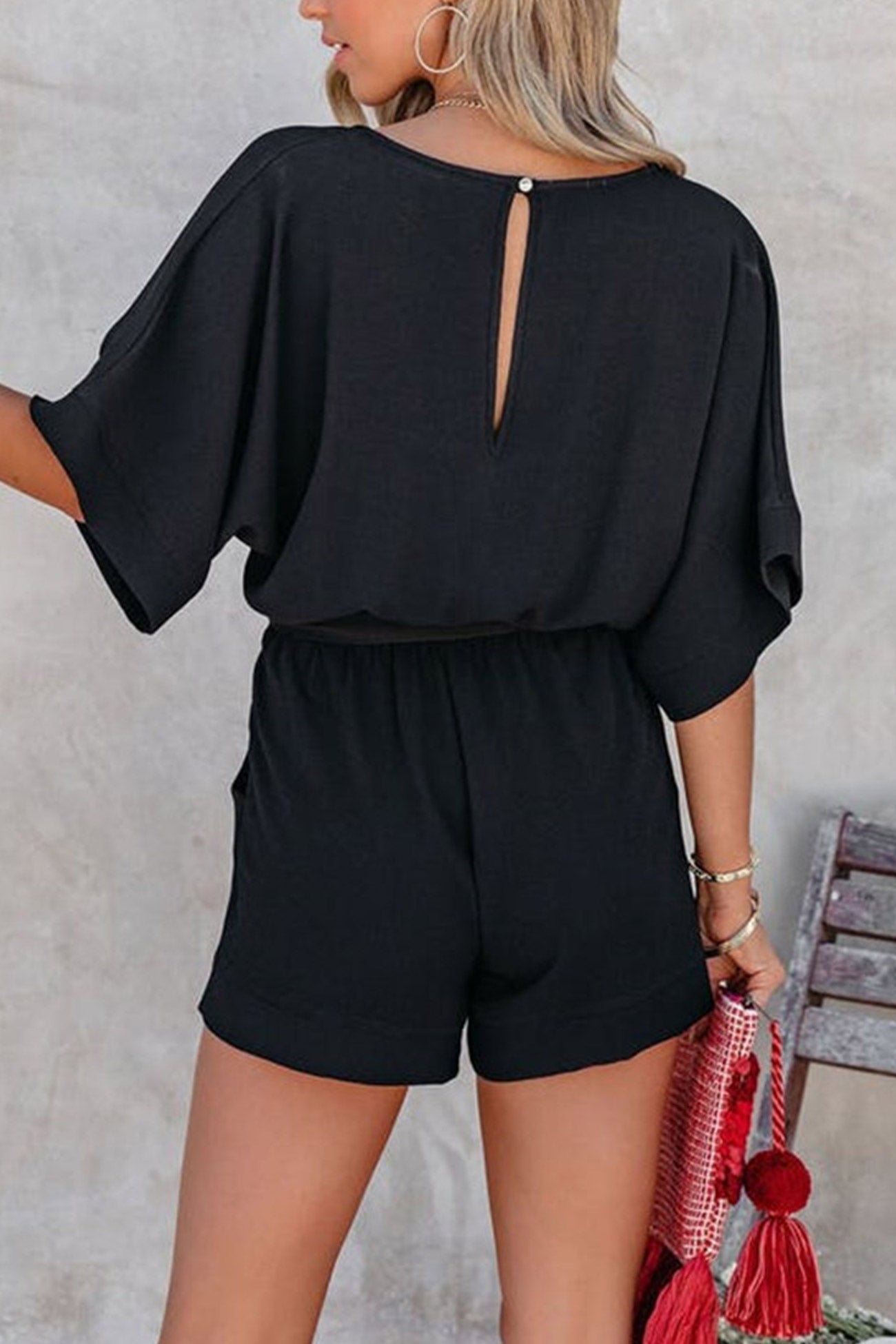 V Neck Short Sleeve Tie-waisted Rompers