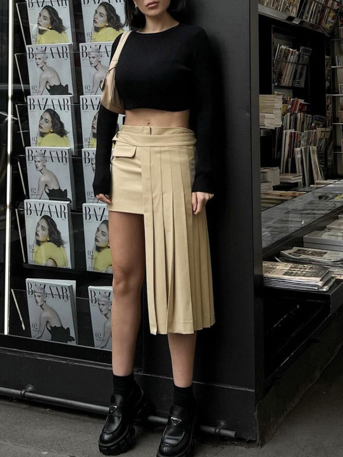 Asymmetric Layer Graceful Pleat Mini Skirt