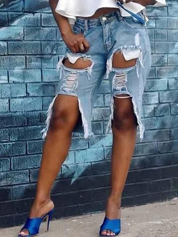 Ripped Charming Denim Shorts