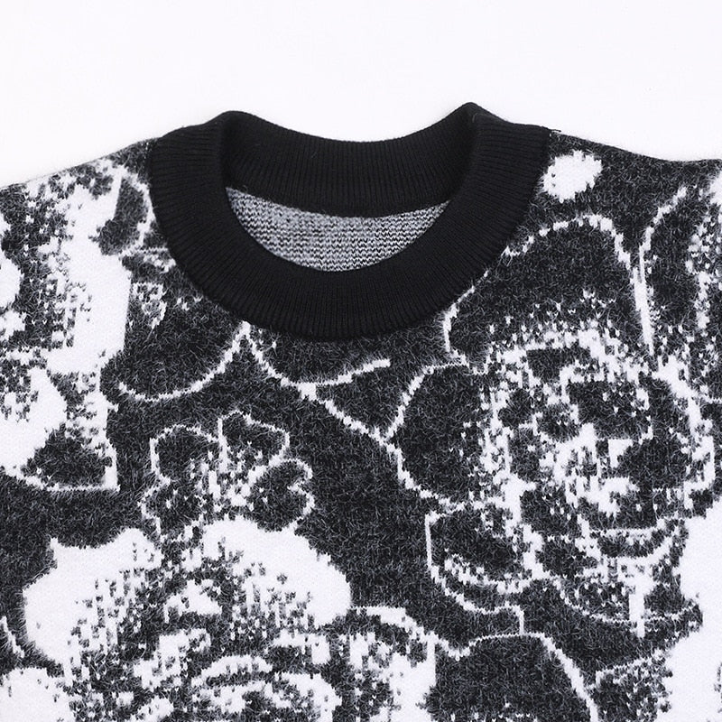 Giola Black and White Flower Sweater