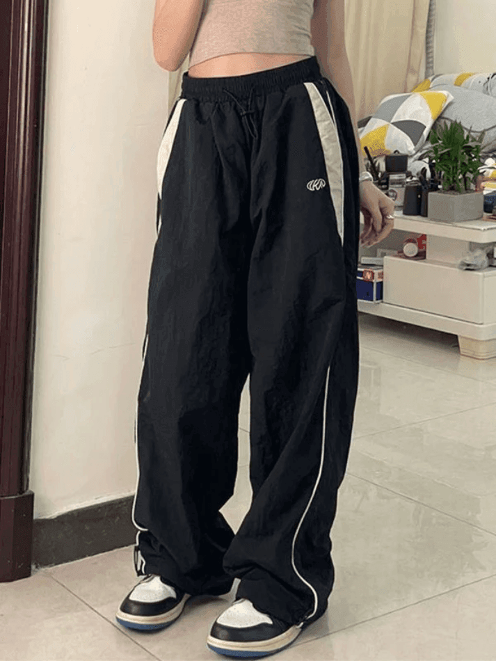 Ifomat Contrast Piping Black Baggy Sweatpants