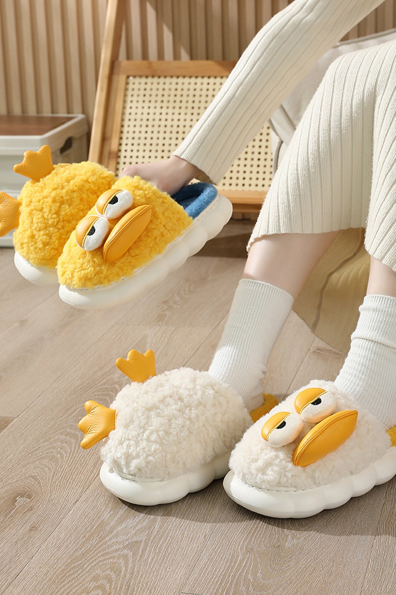 Cute Duck Slip-on Fuzzy Slippers