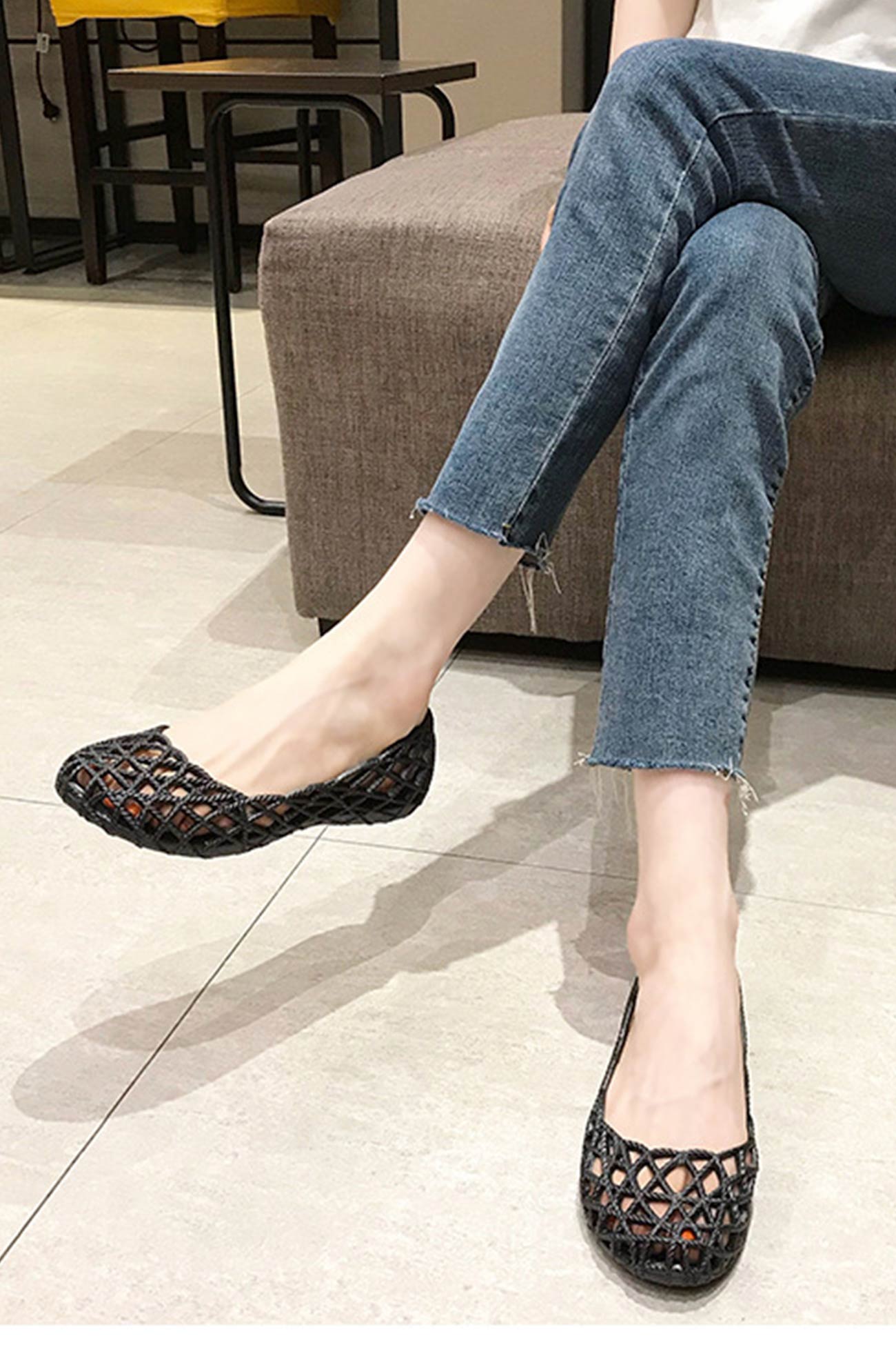 Cutout Breathable Flat Sandals