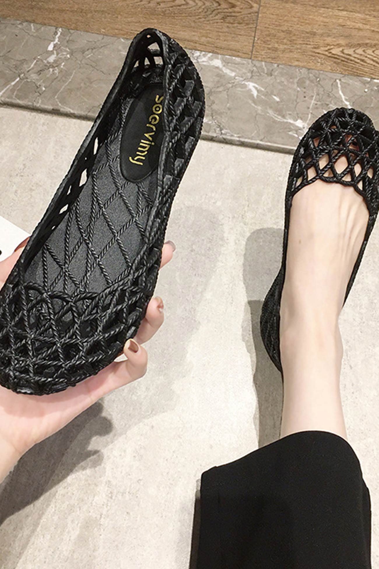 Cutout Breathable Flat Sandals