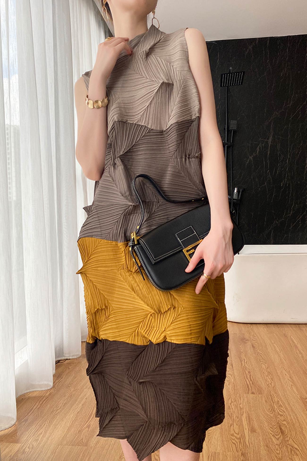 Full Pleated Sleeveless Colorblock Dress