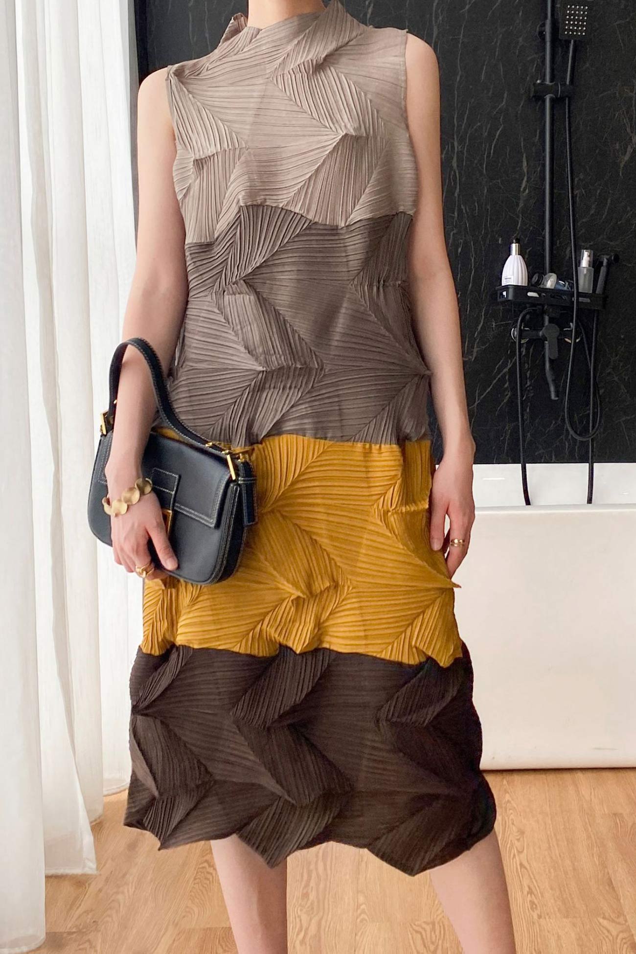 Full Pleated Sleeveless Colorblock Dress