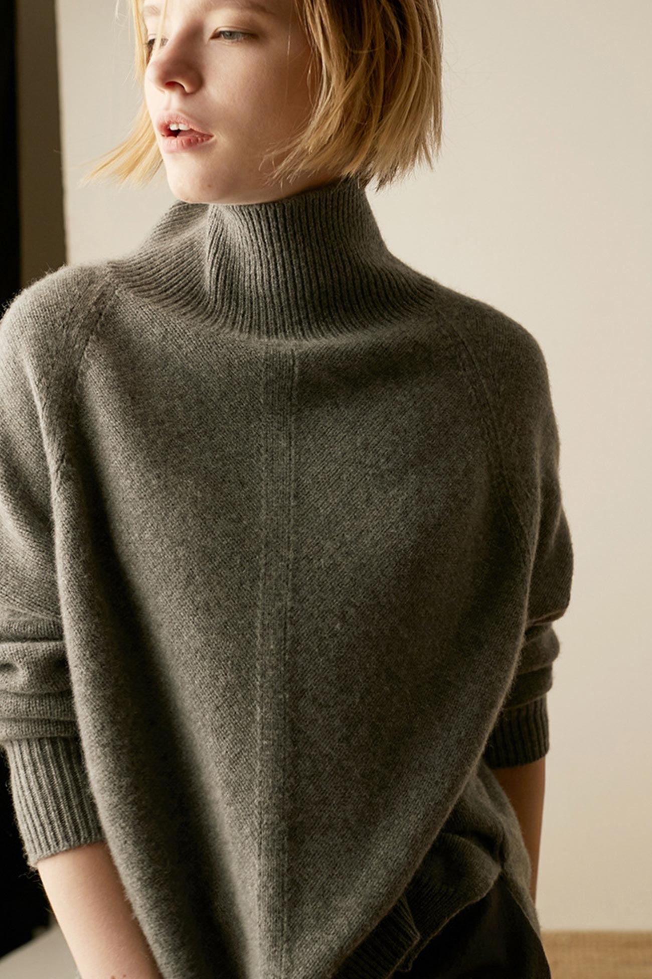 Turtleneck Side Split Wool Sweater