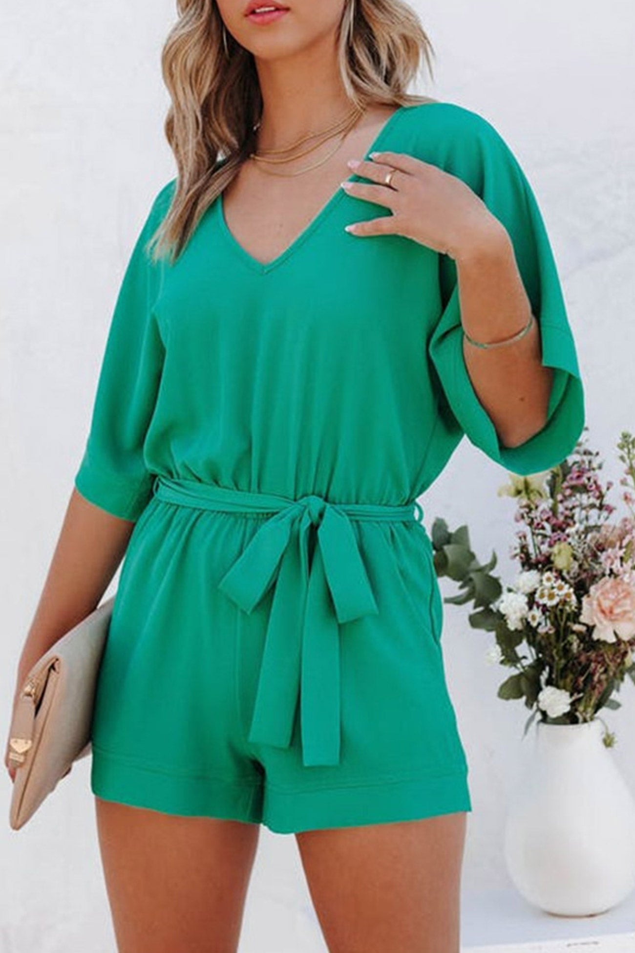 V Neck Short Sleeve Tie-waisted Rompers