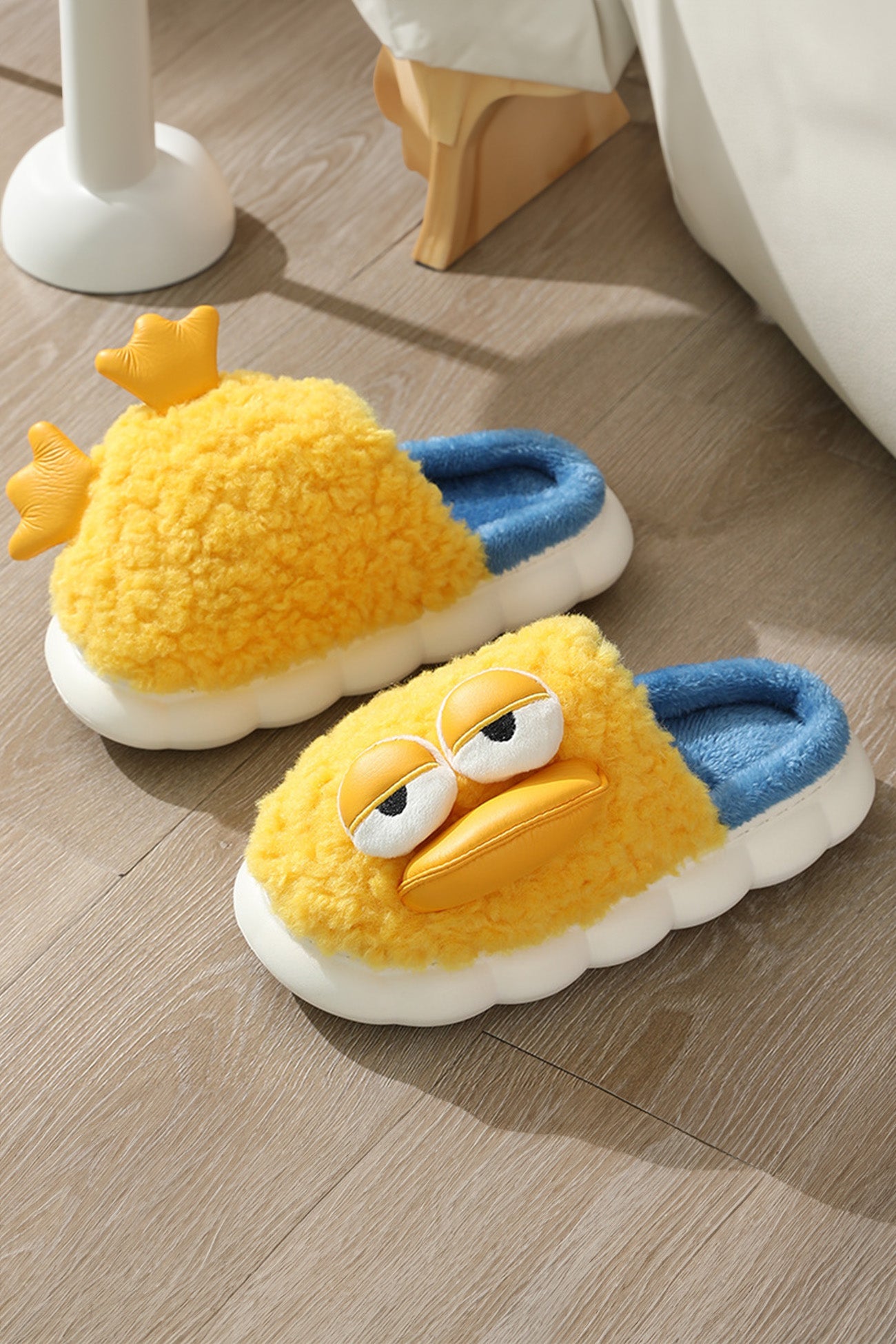 Cute Duck Slip-on Fuzzy Slippers